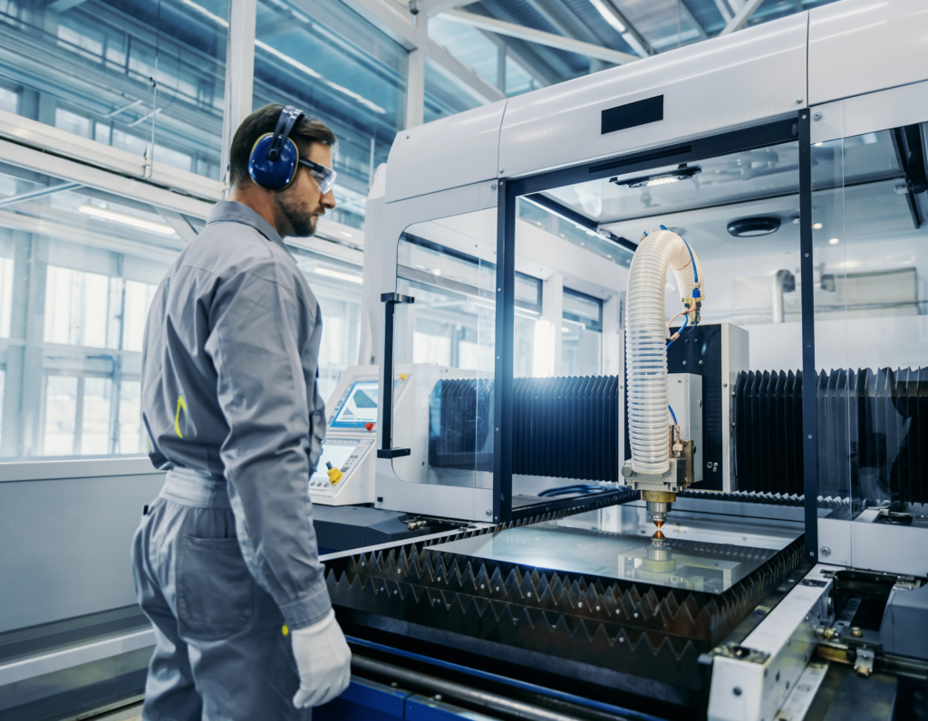 lézervágó gépkezelő Jászberény